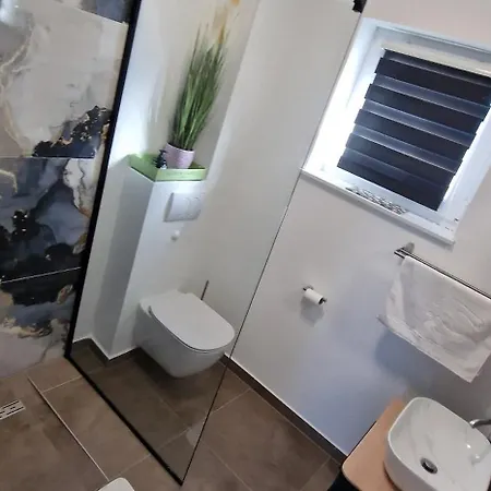 Gianni Apartment *